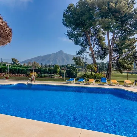 Apartment Azahara, Marbella